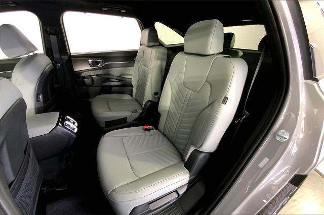 2024 Kia Sorento Vehicle Photo in INDEPENDENCE, MO 64055-1377