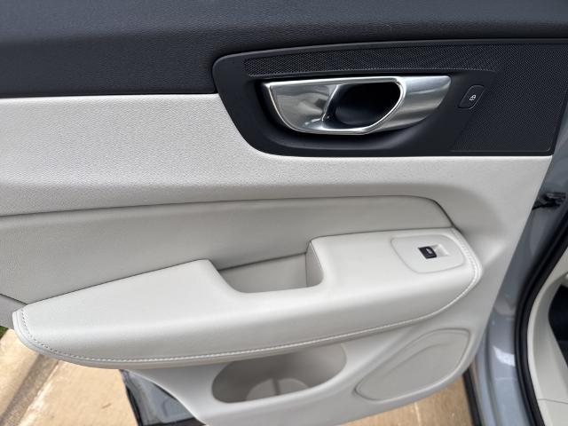 2025 Volvo XC60 Plug-In Hybrid Vehicle Photo in Grapevine, TX 76051