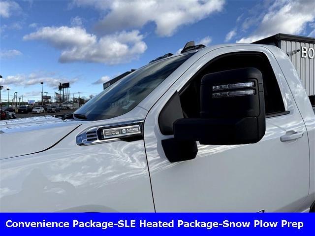 2025 GMC Sierra 3500HD Vehicle Photo in CHICOPEE, MA 01020-5001