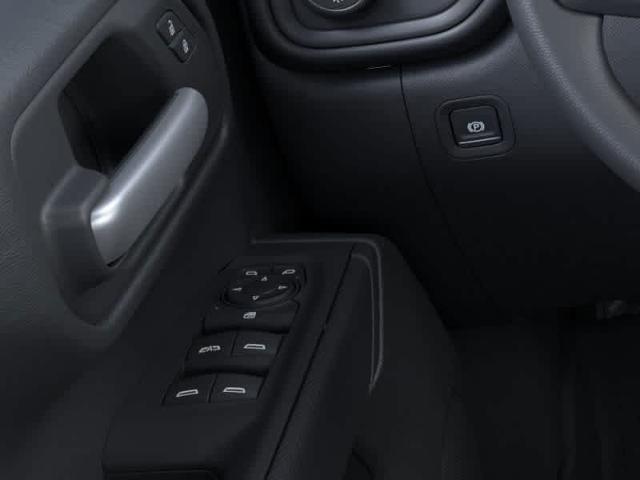 2025 Chevrolet Silverado 1500 Vehicle Photo in MOON TOWNSHIP, PA 15108-2571