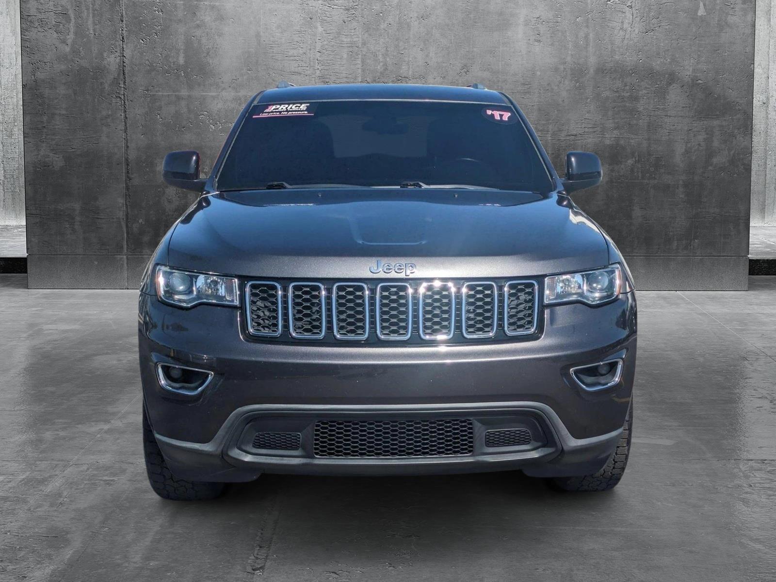 2017 Jeep Grand Cherokee Vehicle Photo in Bradenton, FL 34207