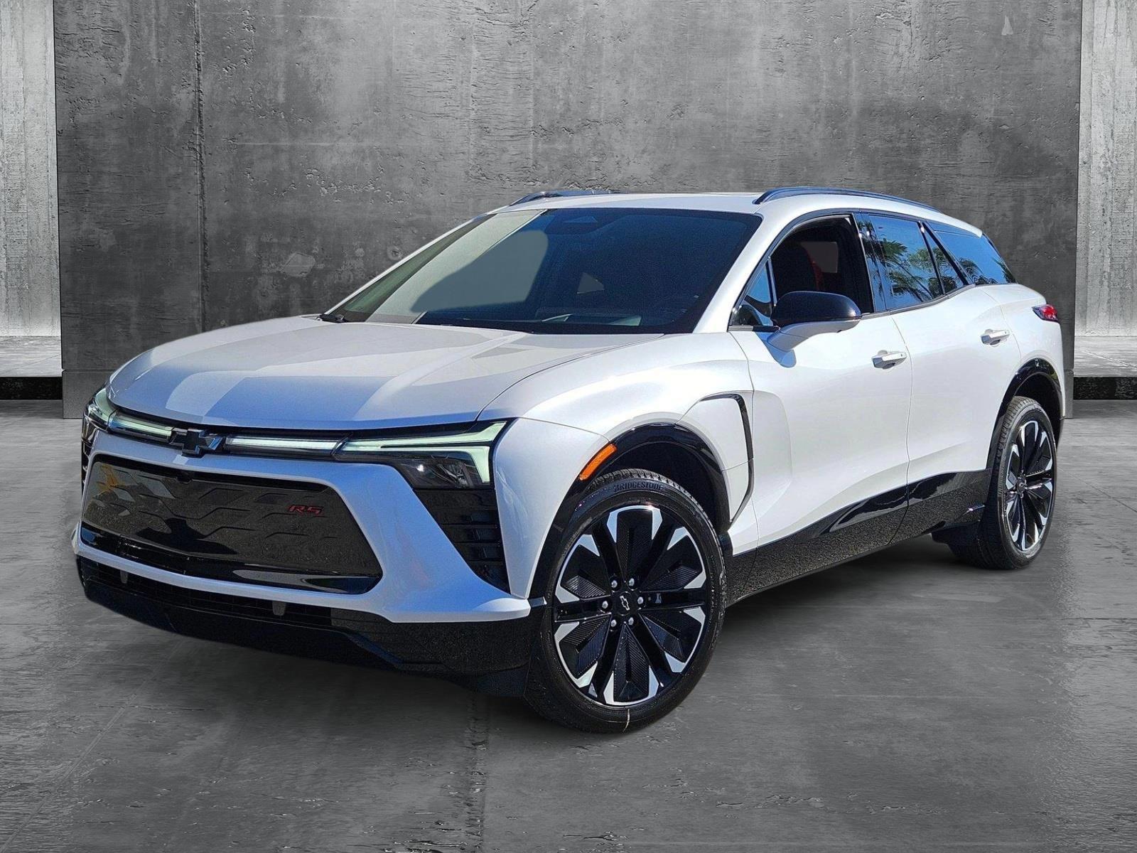 2025 Chevrolet Blazer EV Vehicle Photo in GREENACRES, FL 33463-3207