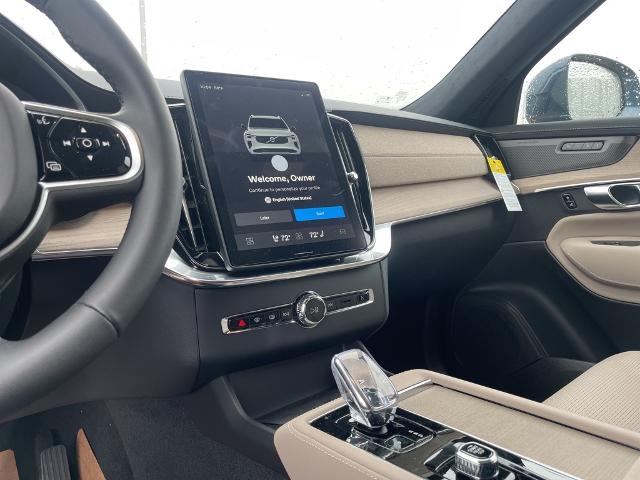 2025 Volvo XC90 Vehicle Photo in Grapevine, TX 76051