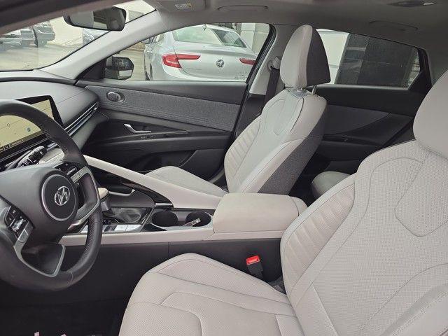 2023 Hyundai ELANTRA Vehicle Photo in Pleasant Hills, PA 15236