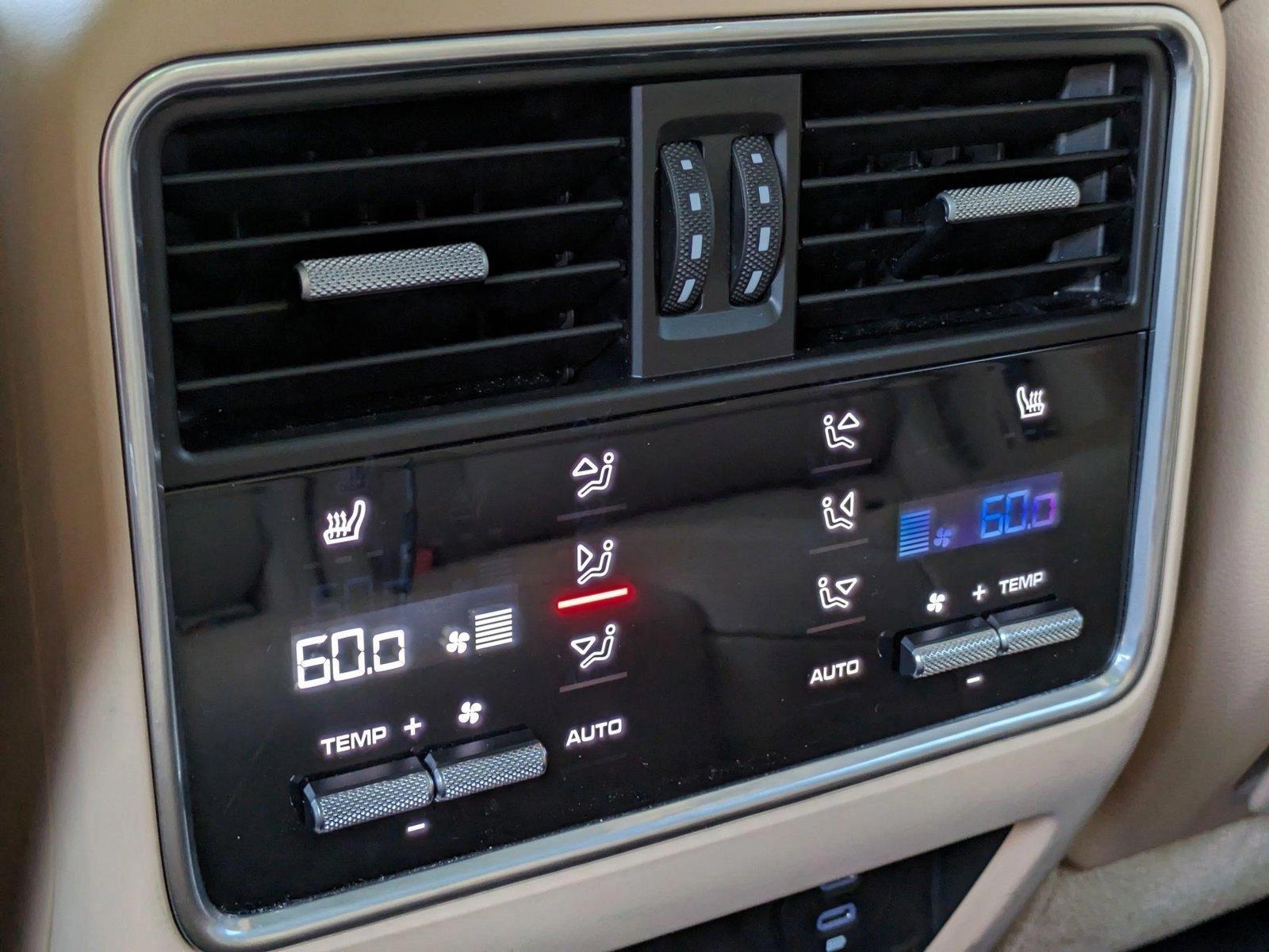 2020 Porsche Cayenne Vehicle Photo in Bethesda, MD 20852