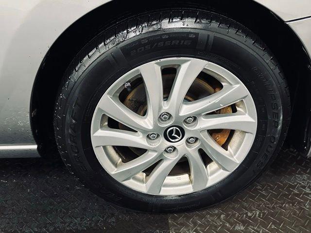 2014 Mazda Mazda5 Vehicle Photo in MEDINA, OH 44256-9631