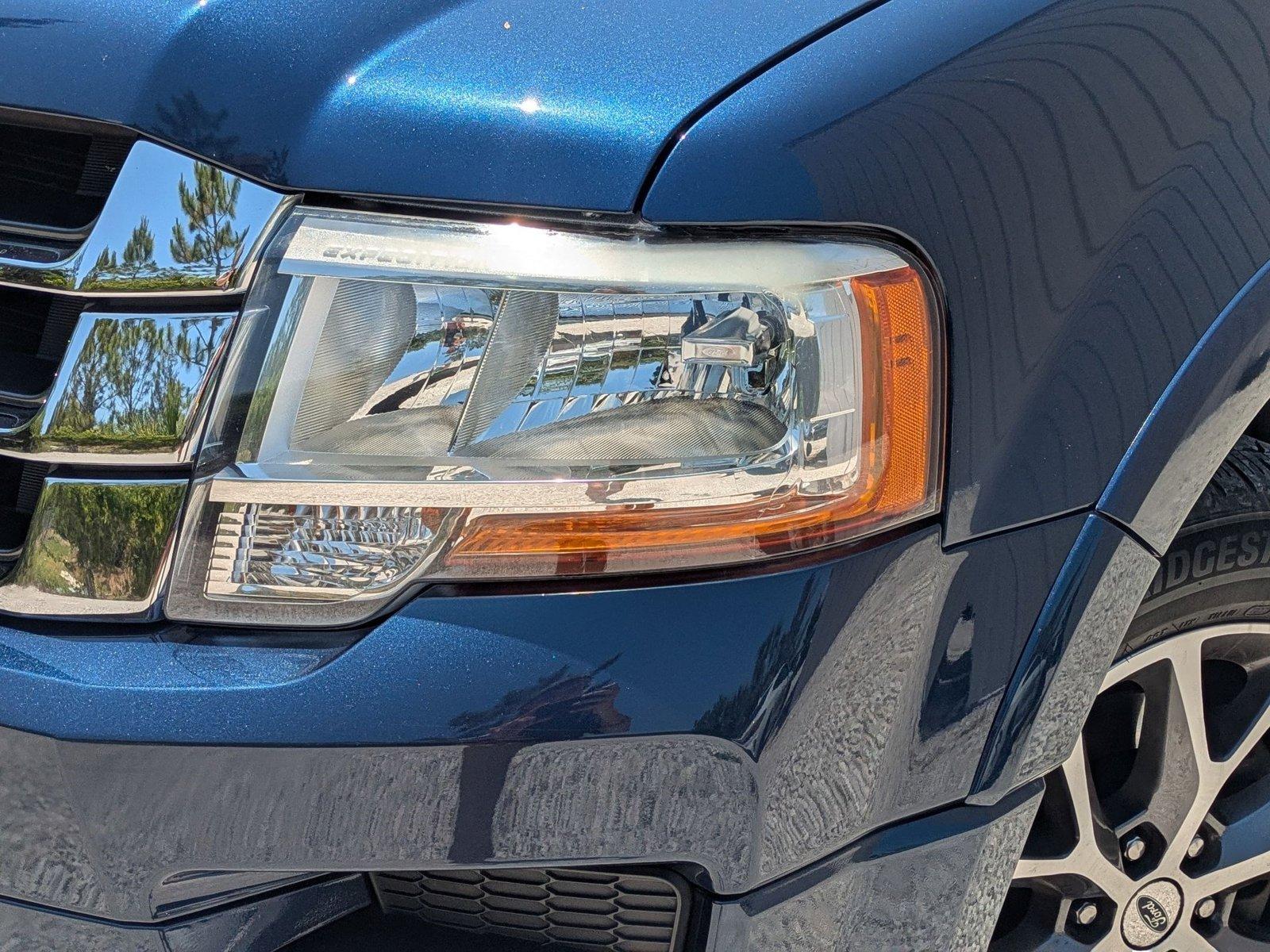 2017 Ford Expedition Vehicle Photo in Bradenton, FL 34207