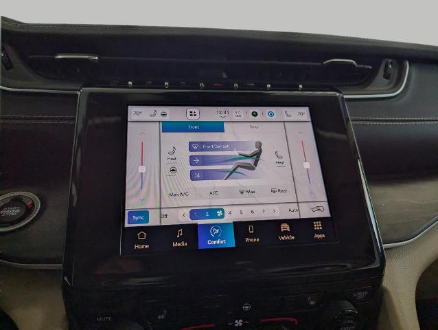 2021 Jeep Grand Cherokee L Vehicle Photo in Oshkosh, WI 54901