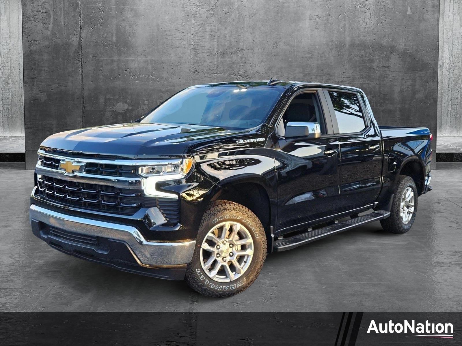 2025 Chevrolet Silverado 1500 Vehicle Photo in GREENACRES, FL 33463-3207
