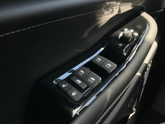 2024 Jeep Grand Cherokee 4xe Vehicle Photo in Kaukauna, WI 54130