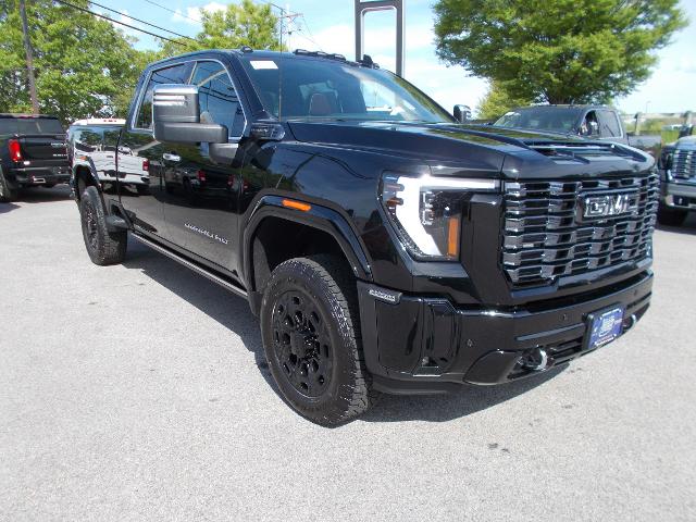 2025 GMC Sierra 3500HD Vehicle Photo in LOWELL, MA 01852-4336