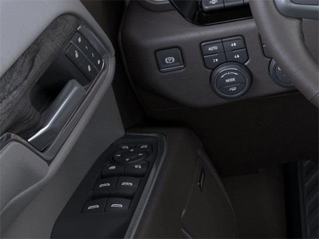 2025 Chevrolet Silverado 1500 Vehicle Photo in ENGLEWOOD, CO 80113-6708
