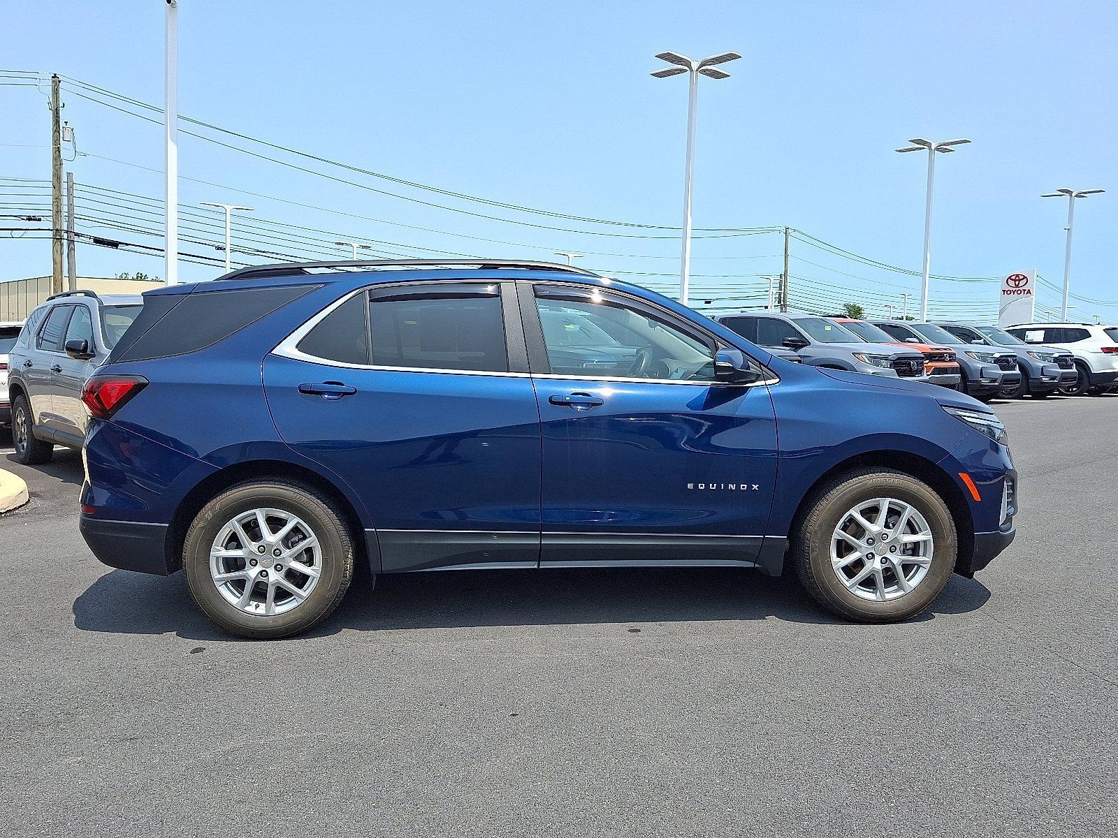 2022 Chevrolet Equinox Vehicle Photo in Harrisburg, PA 17111