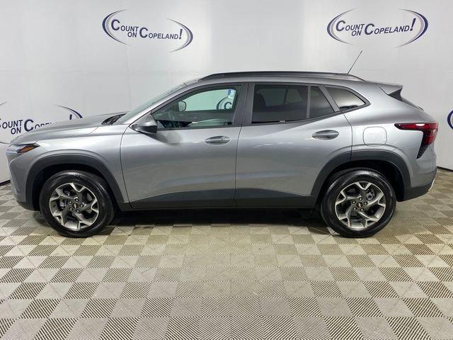 2025 Chevrolet Trax Vehicle Photo in BROCKTON, MA 02301-7113