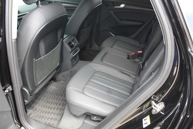 2024 Audi Q5 Vehicle Photo in HOUSTON, TX 77090