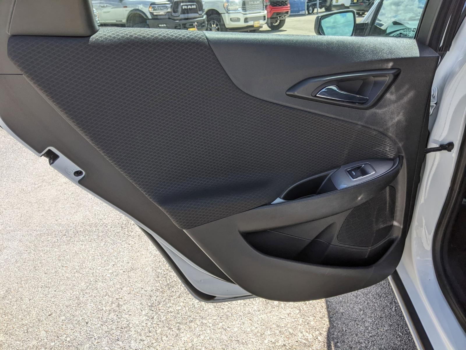 2023 Chevrolet Malibu Vehicle Photo in Seguin, TX 78155
