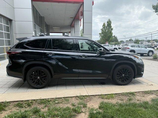 2024 Toyota Highlander Vehicle Photo in Flemington, NJ 08822