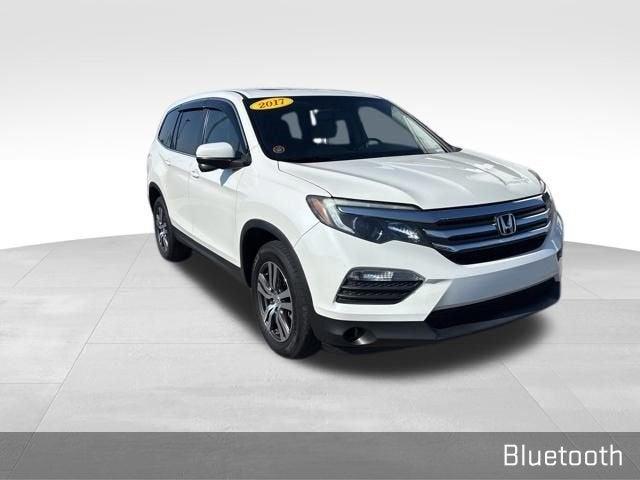 2017 Honda Pilot Vehicle Photo in Fishers, IN 46038