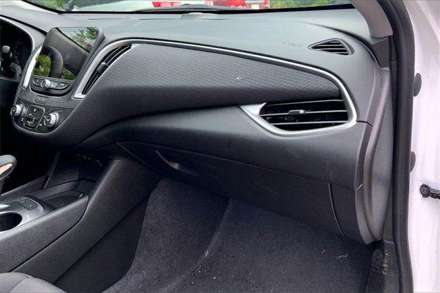 2025 Chevrolet Malibu Vehicle Photo in KANSAS CITY, MO 64114-4502