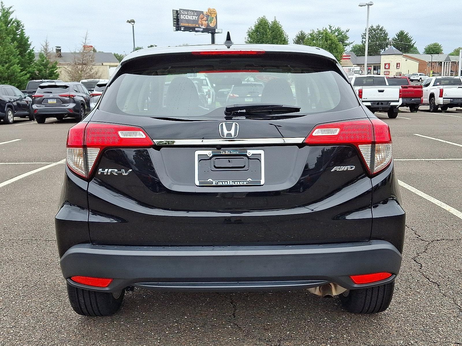 2022 Honda HR-V Vehicle Photo in Trevose, PA 19053