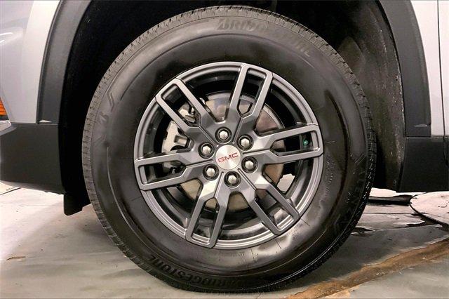 2025 GMC Acadia Vehicle Photo in KANSAS CITY, MO 64114-4502