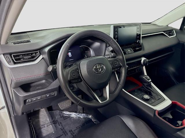 2020 Toyota RAV4 Vehicle Photo in PUYALLUP, WA 98371-4149