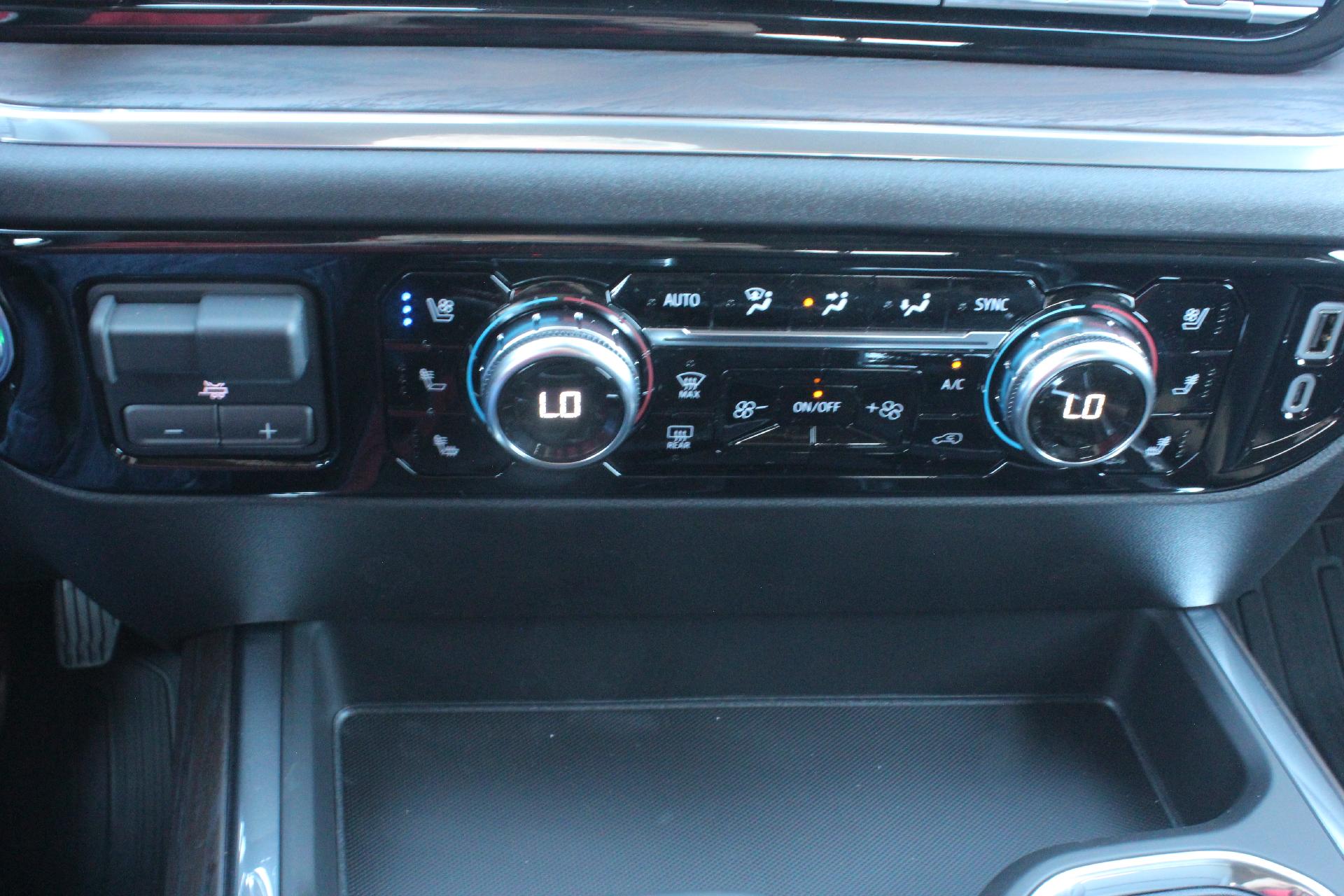 2025 GMC Sierra 1500 Vehicle Photo in AURORA, CO 80012-4011