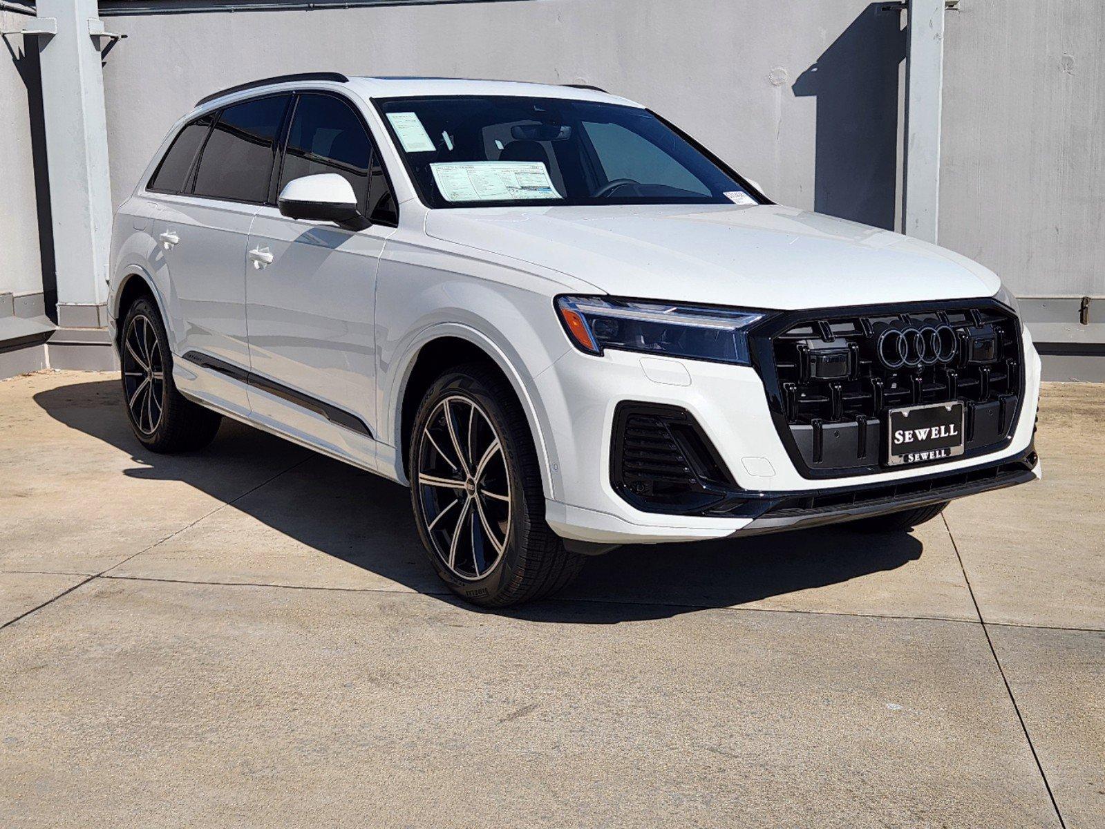 2025 Audi Q7 Vehicle Photo in SUGAR LAND, TX 77478