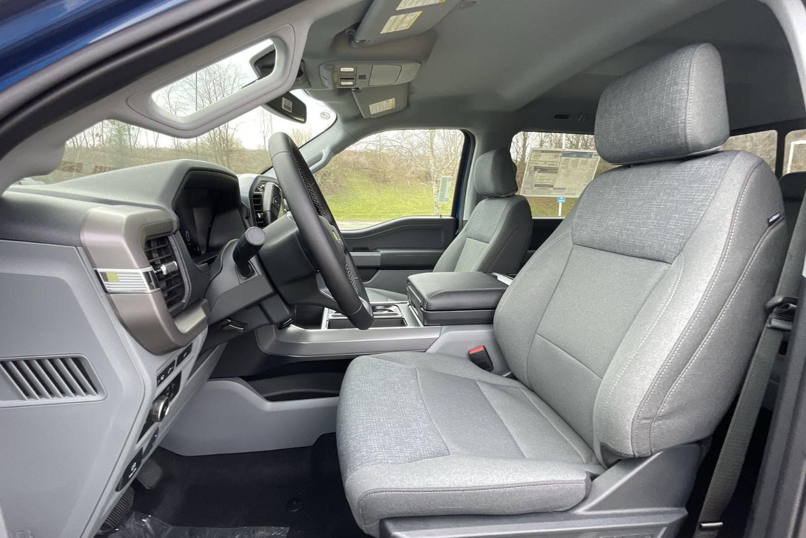 2024 Ford F-150 Vehicle Photo in Belle Vernon, PA 15012