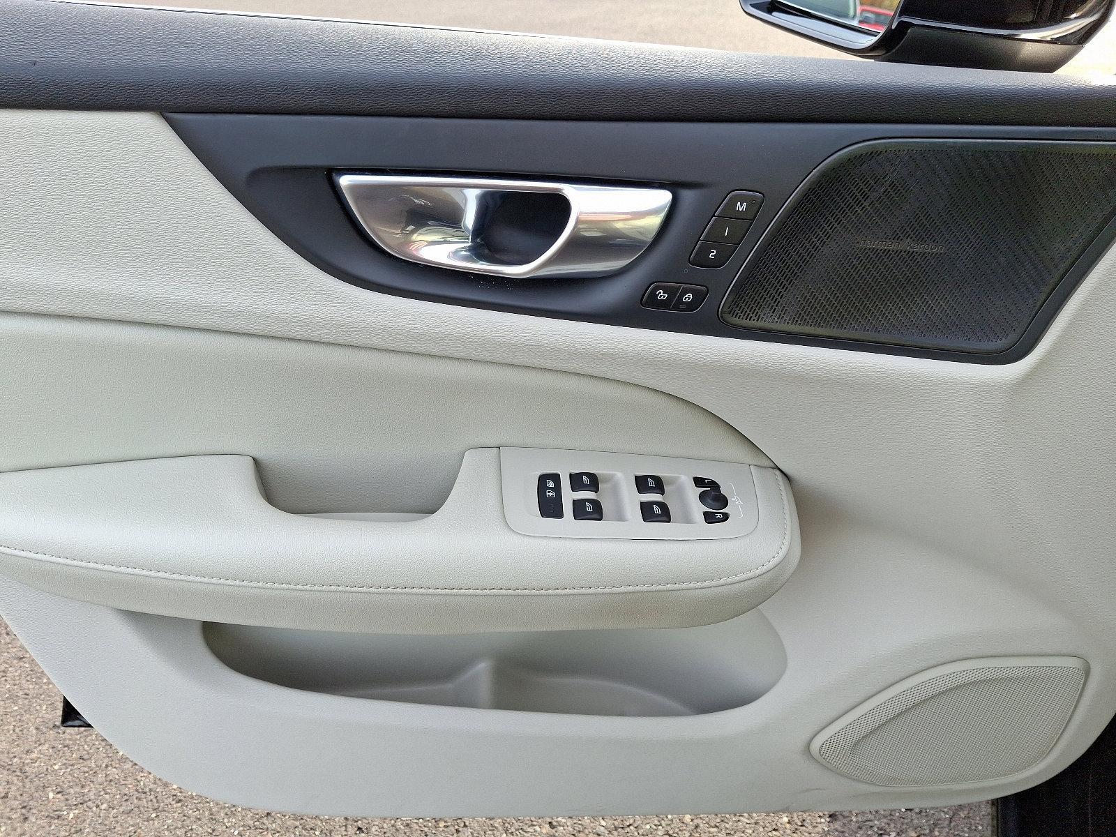 2023 Volvo S60 Recharge Plug-In Hybrid Vehicle Photo in Trevose, PA 19053