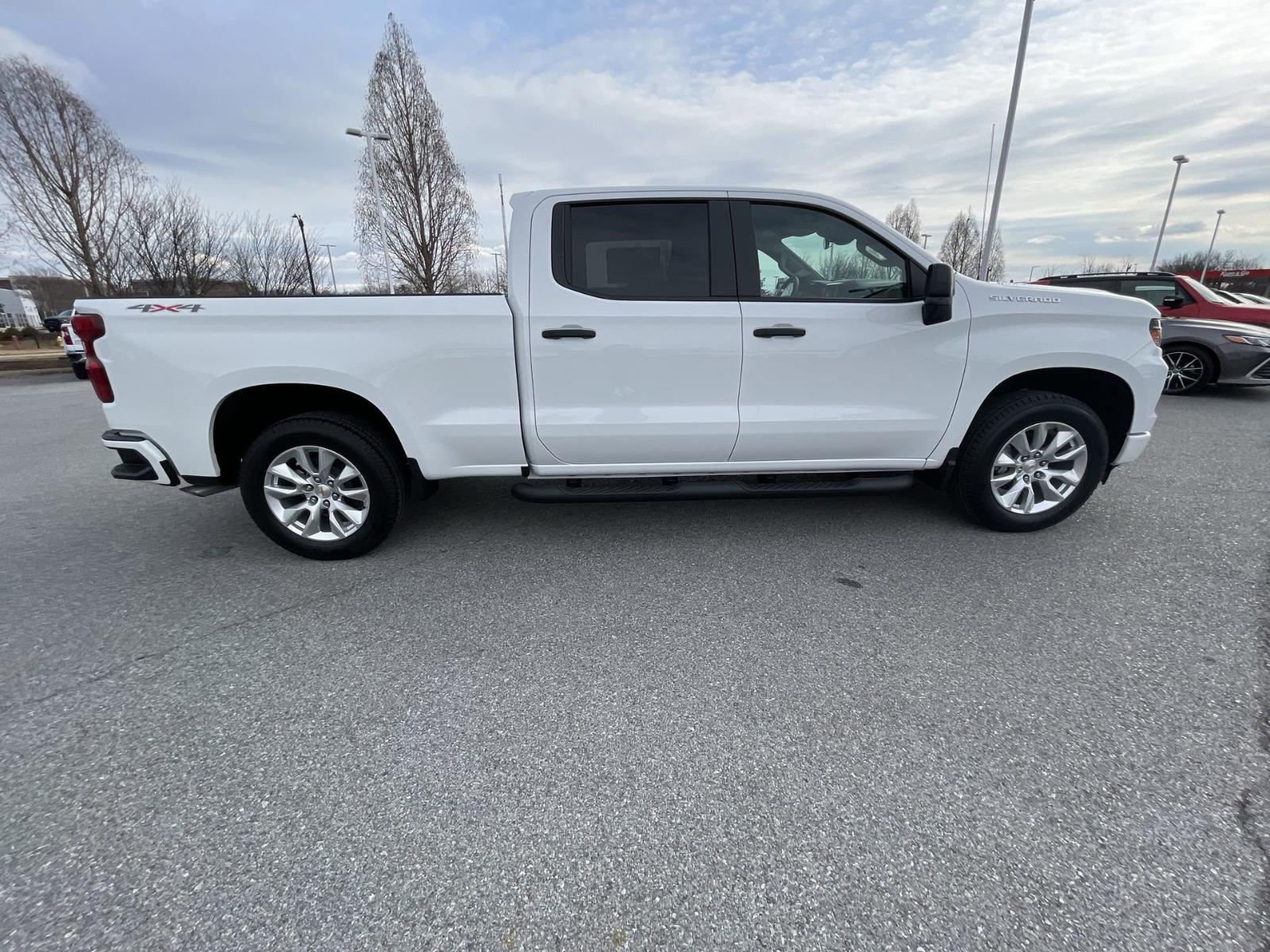 2025 Chevrolet Silverado 1500 Vehicle Photo in BENTONVILLE, AR 72712-4322