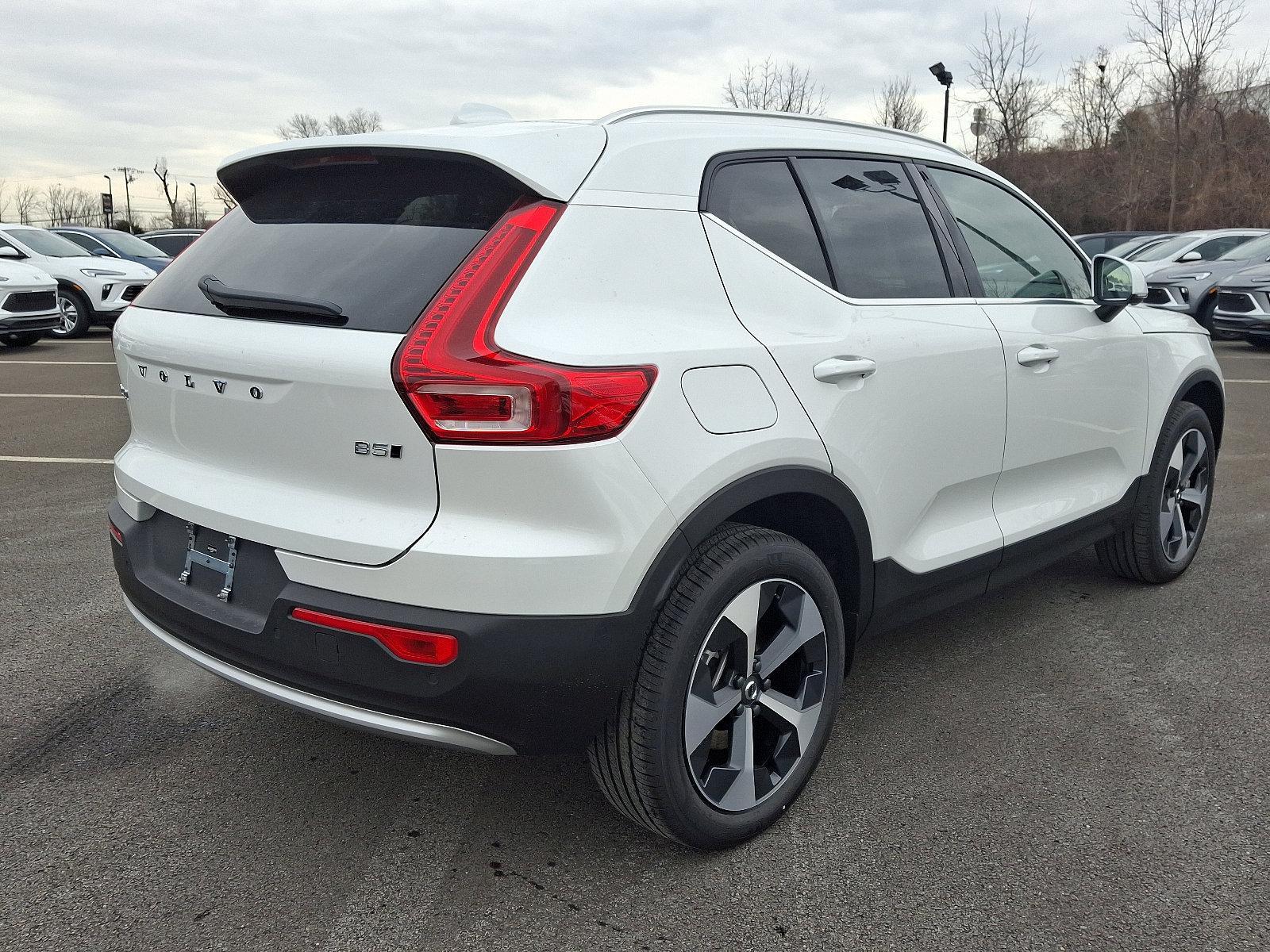 2025 Volvo XC40 Vehicle Photo in Trevose, PA 19053