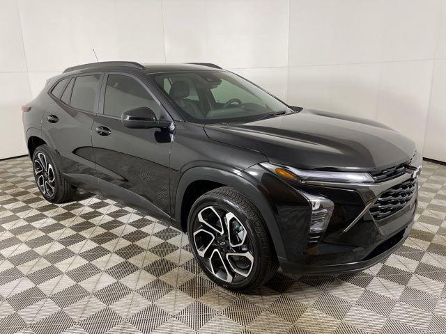 2025 Chevrolet Trax Vehicle Photo in PHOENIX, AZ 85014-3381