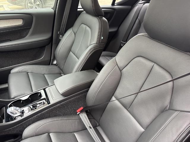 2025 Volvo XC40 Vehicle Photo in Grapevine, TX 76051