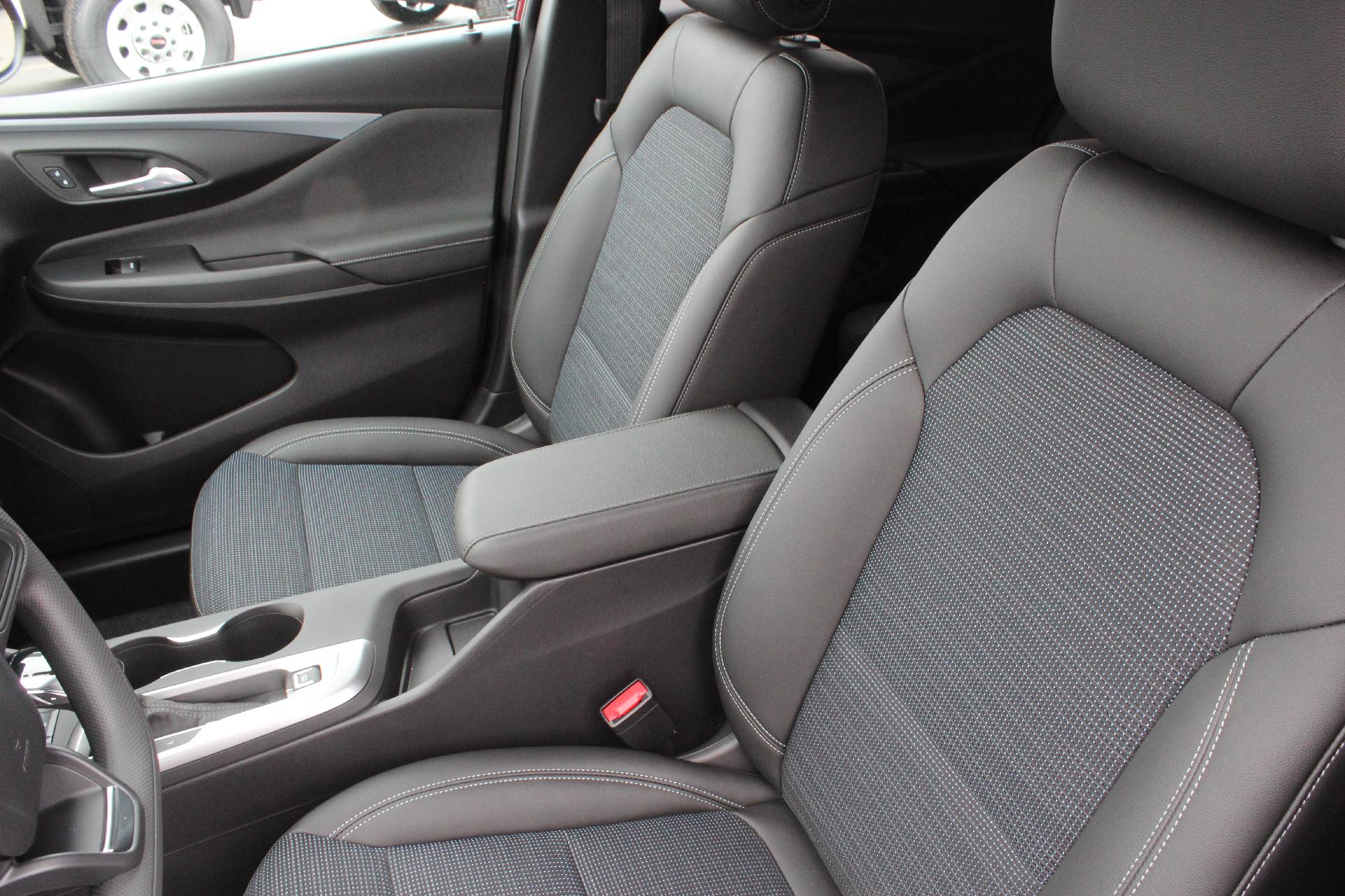 2025 Buick Envista Vehicle Photo in AURORA, CO 80012-4011