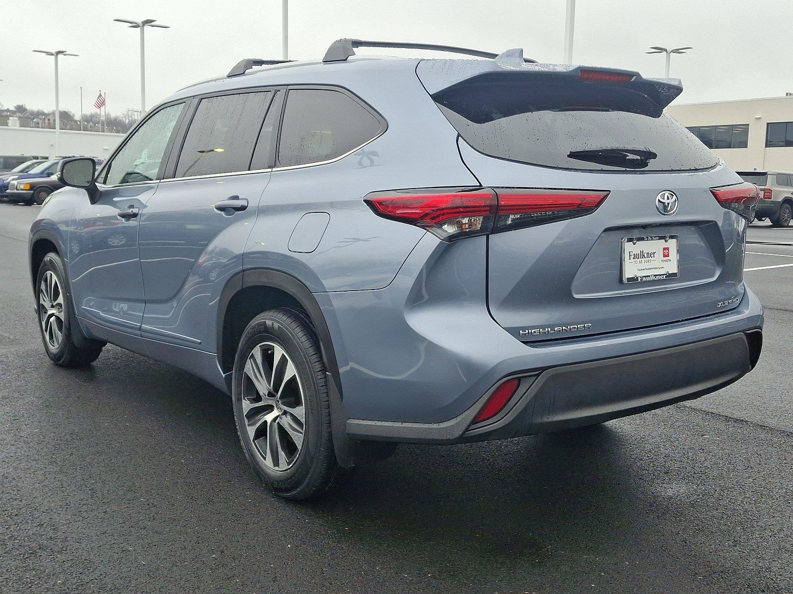 2023 Toyota Highlander Vehicle Photo in Harrisburg, PA 17111