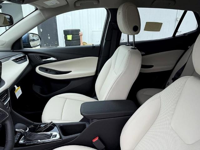 2025 Buick Encore GX Vehicle Photo in CHICOPEE, MA 01020-5001