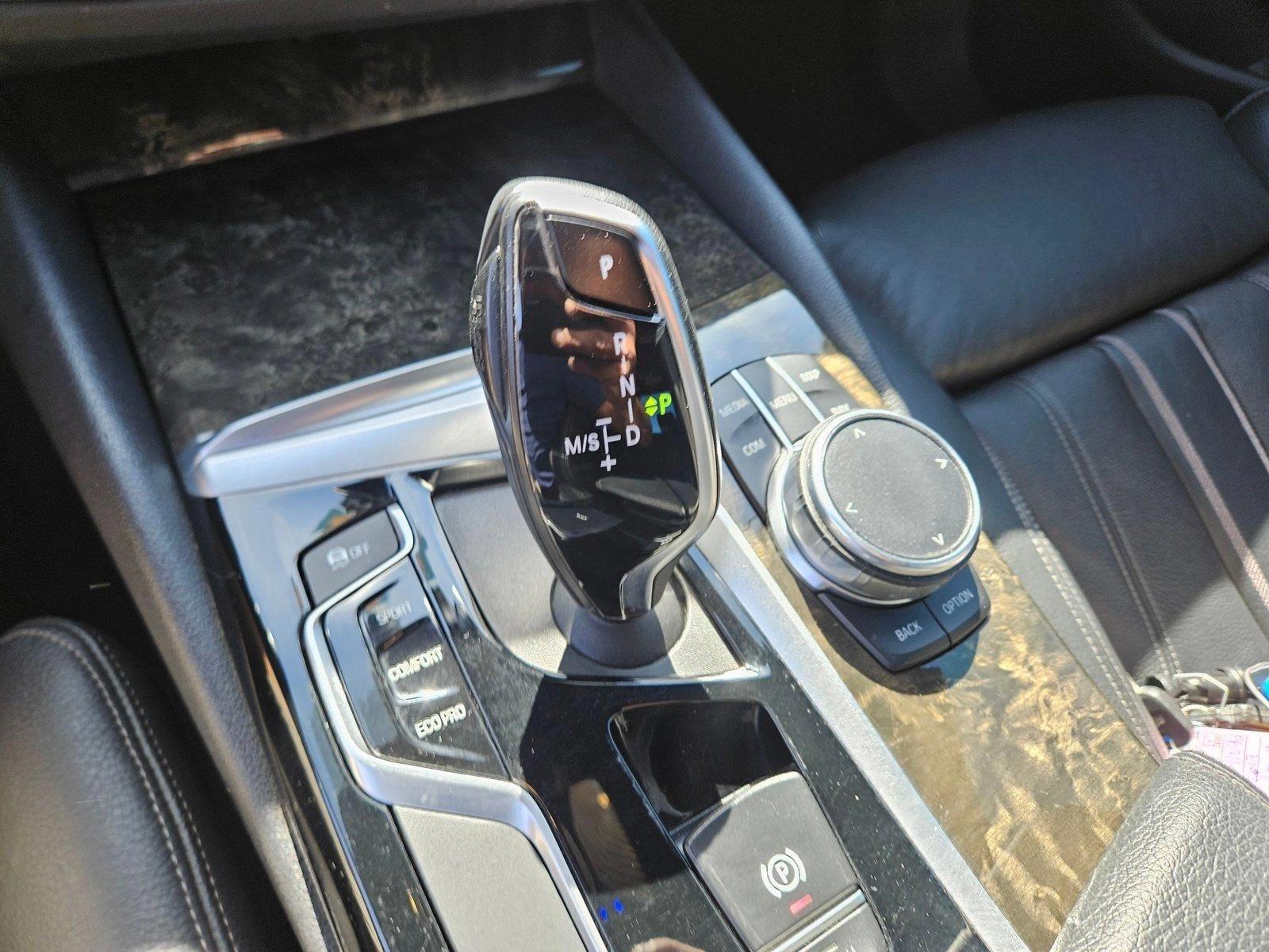 2019 BMW 5 Series Vehicle Photo in NORTH RICHLAND HILLS, TX 76180-7199