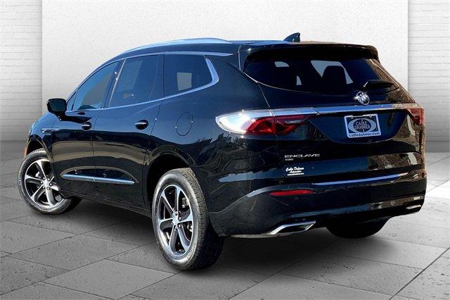 2022 Buick Enclave Vehicle Photo in TOPEKA, KS 66609-0000