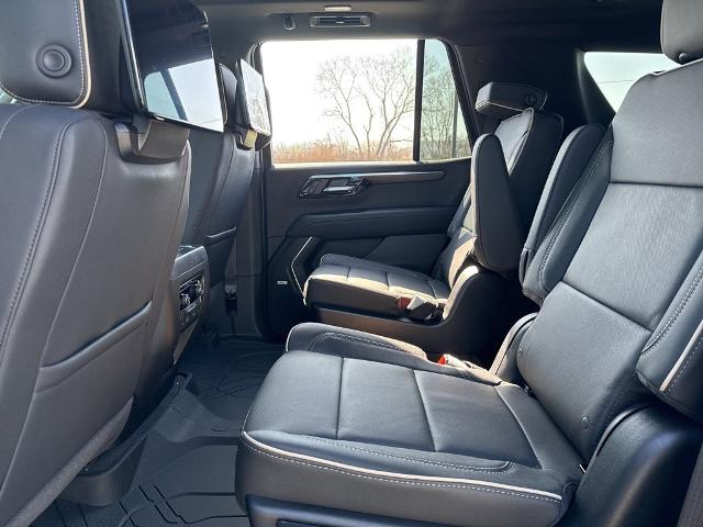 2025 Chevrolet Tahoe Vehicle Photo in MANHATTAN, KS 66502-5036