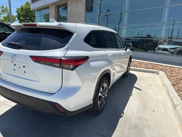 2023 Toyota Highlander Vehicle Photo in San Antonio, TX 78230