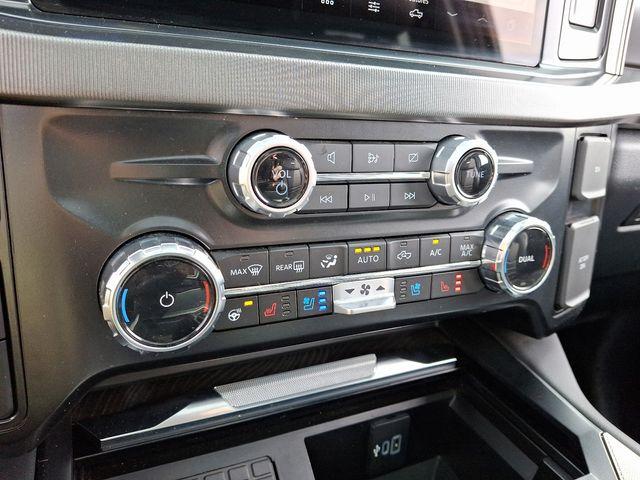 2024 Ford F-450 Vehicle Photo in DANBURY, CT 06810-5034
