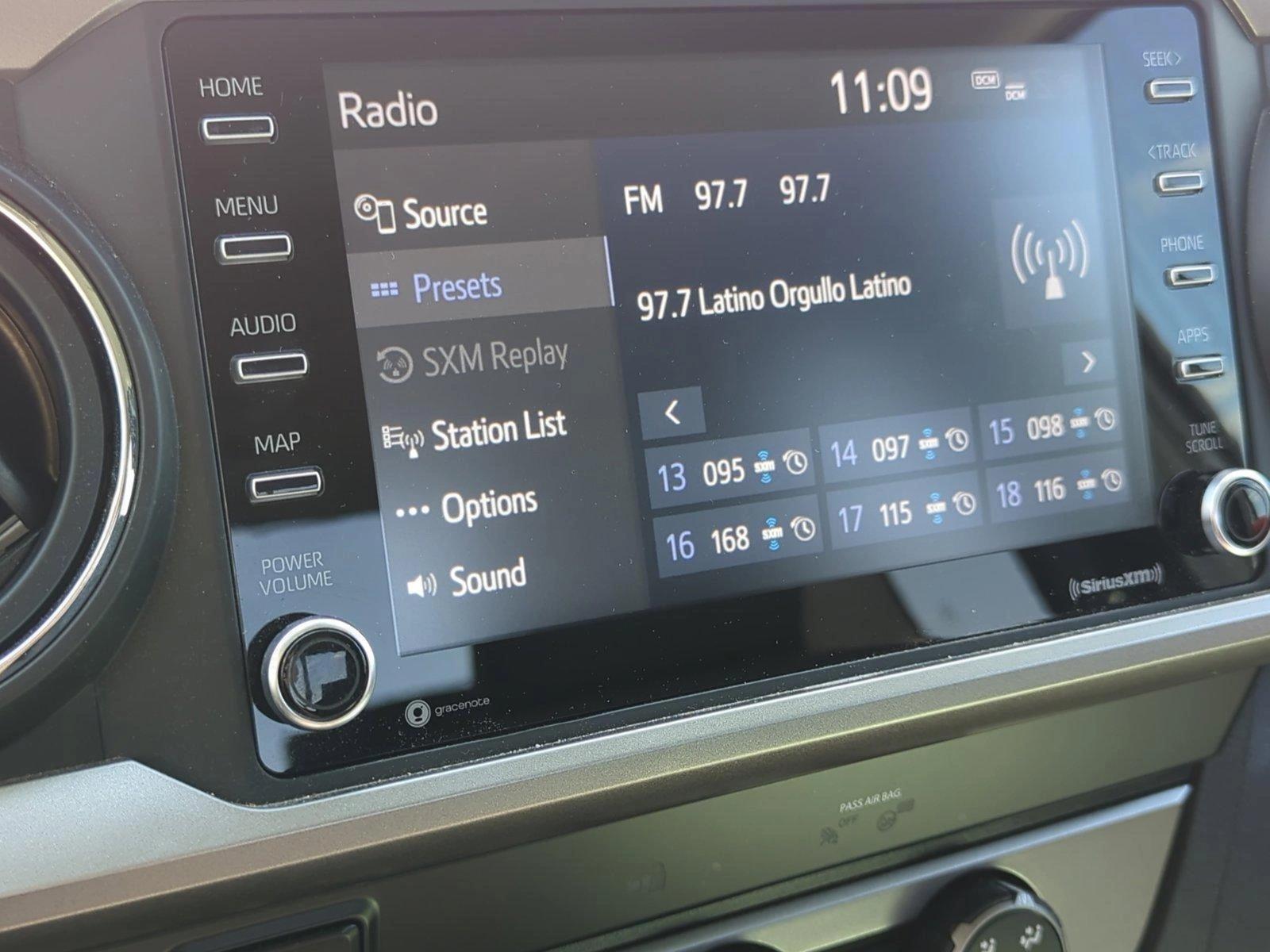 2021 Toyota Tacoma 2WD Vehicle Photo in Ft. Myers, FL 33907