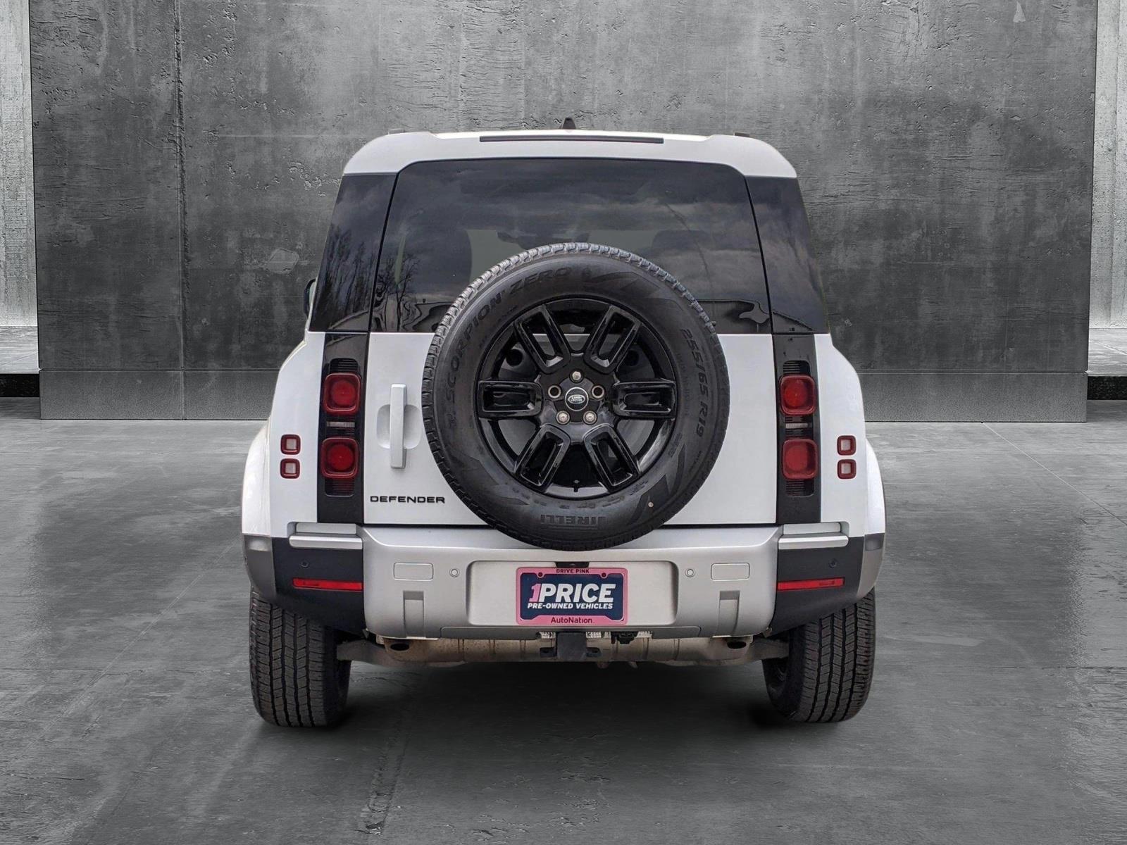 2024 Land Rover Defender Vehicle Photo in TIMONIUM, MD 21093-2300