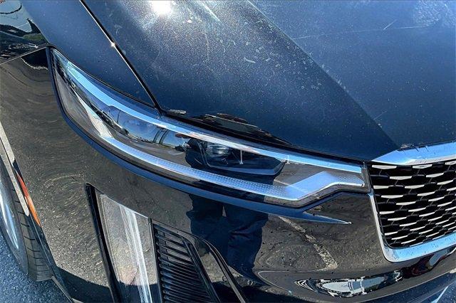 2022 Cadillac XT6 Vehicle Photo in TOPEKA, KS 66609-0000