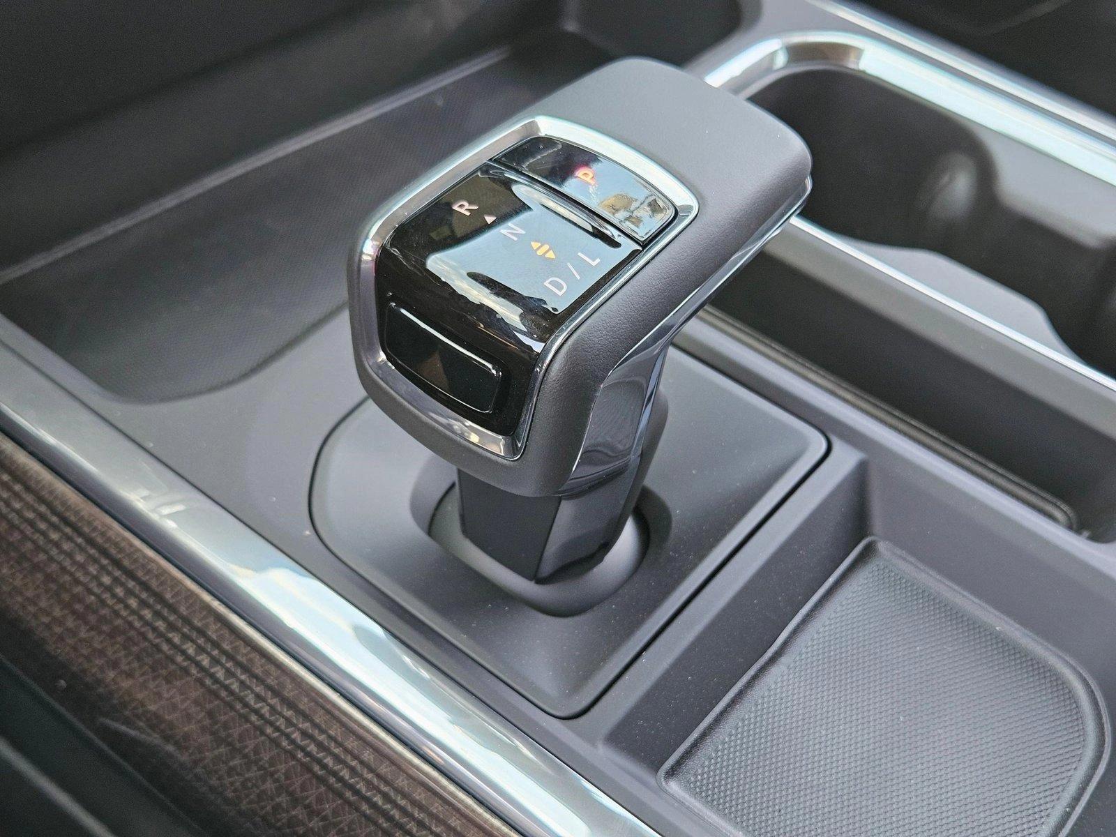 2025 Chevrolet Silverado 1500 Vehicle Photo in PEORIA, AZ 85382-3715