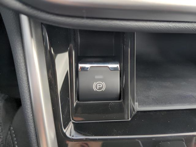 2025 Subaru Outback Vehicle Photo in Green Bay, WI 54304