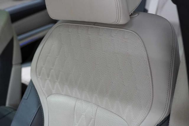 2024 BMW X7 M60i Vehicle Photo in GRAPEVINE, TX 76051