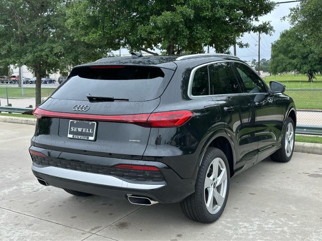 2025 Audi Q5 Vehicle Photo in HOUSTON, TX 77090