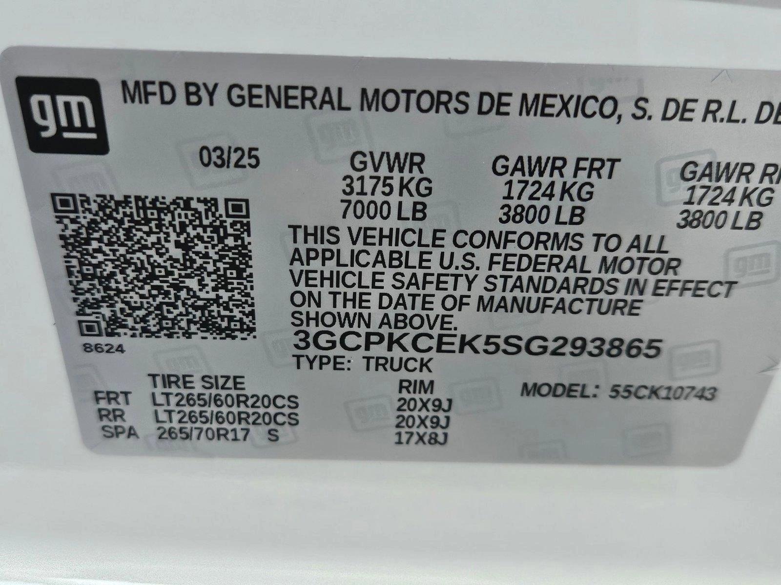 2025 Chevrolet Silverado 1500 Vehicle Photo in GREENACRES, FL 33463-3207